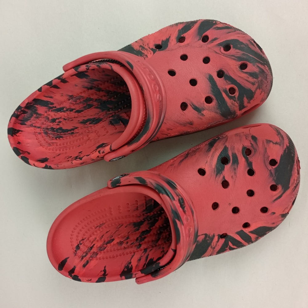 Crocs Mens 6 Red Black Marble Swirl Slip On Comfort Classic Clog Shoes